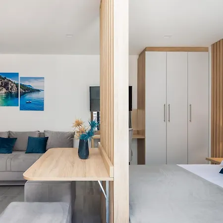 Appartamento Loriana Family Makarska